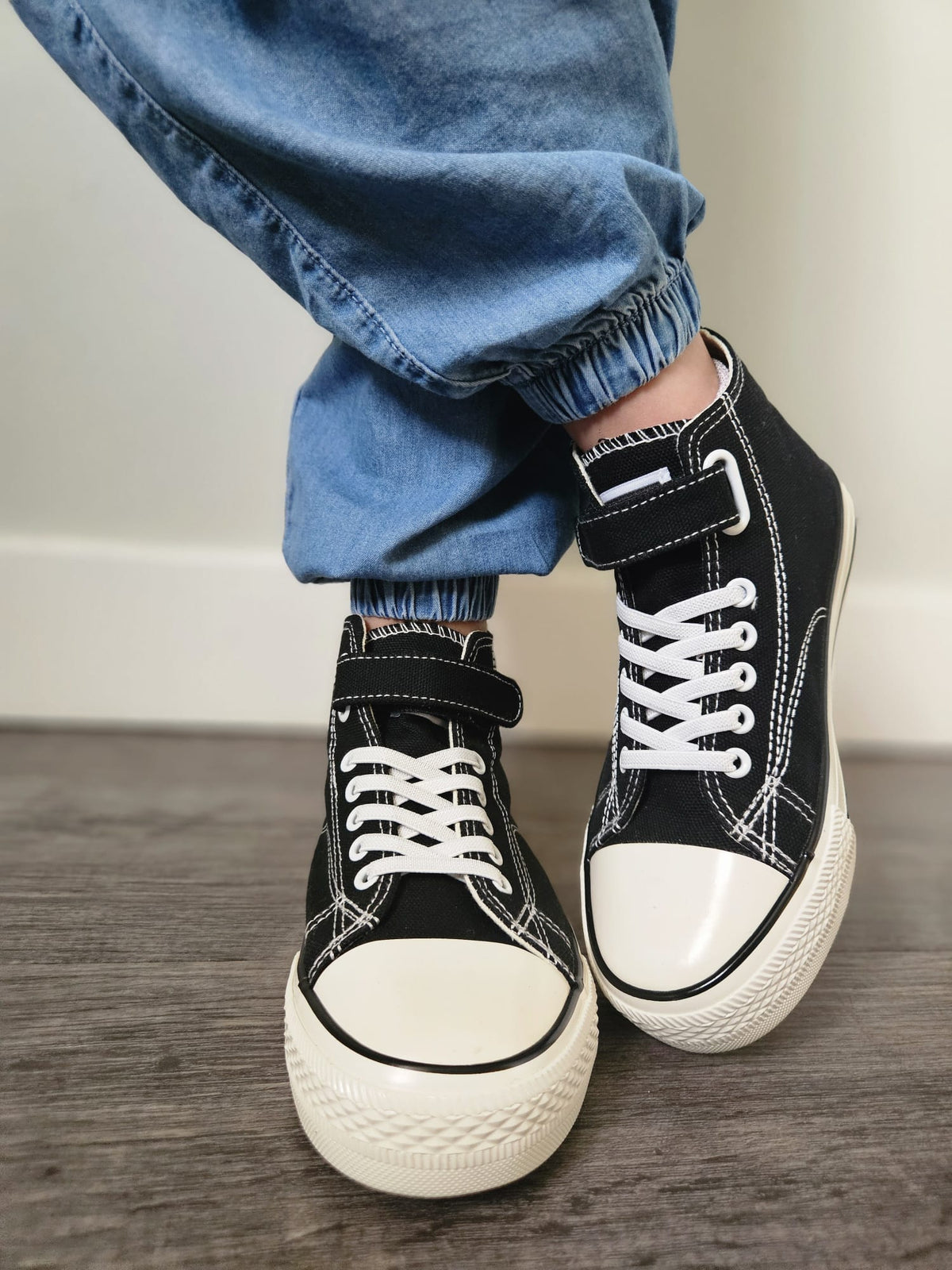 Kids’ Solid Color Canvas High‑Top Sneakers